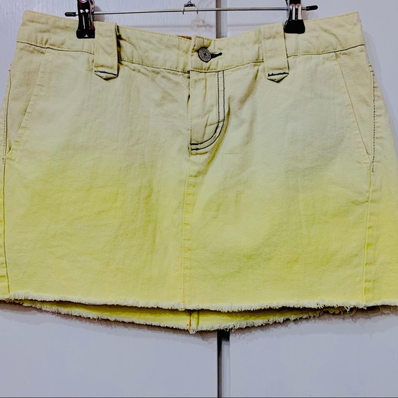 YELLOW TIE DYE DISTRESSED DENIM MINI SKIRT OMBRE SLANT POCKETS RAW HEM - Picture 6 of 11
